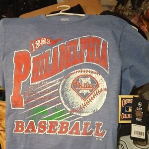 47 BRAND Philadephia Phillies Baseball T-Shirt- Size Medium- Unisex (New ẃ Tags)
